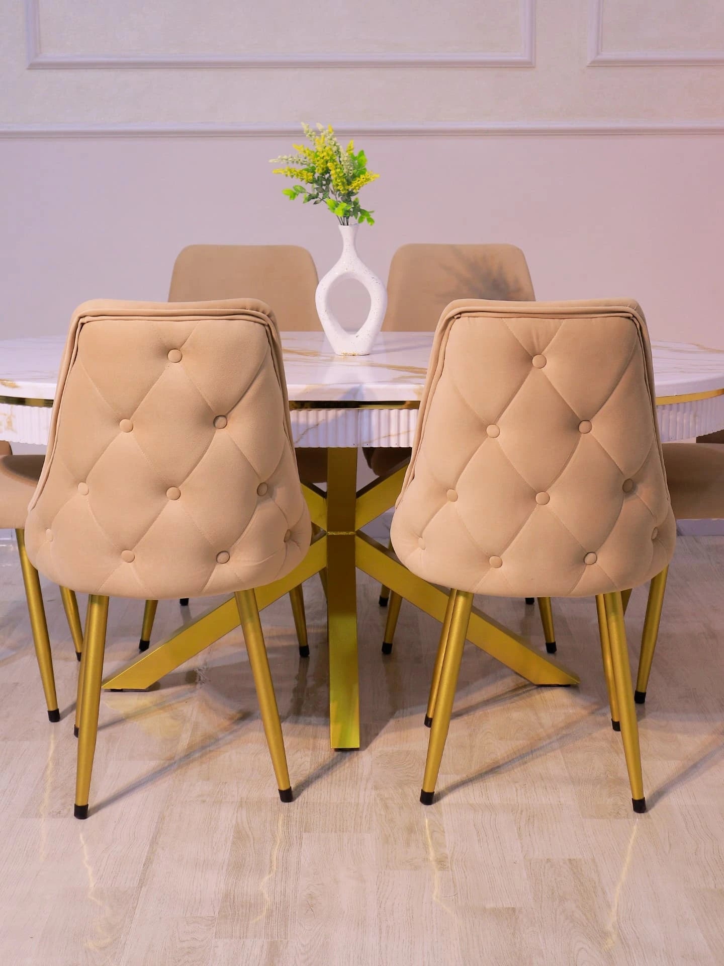 table manger 6 place