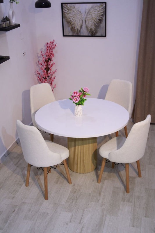 Table à manger 4 chaises